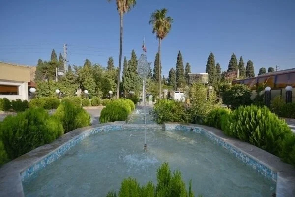 محوطه هتل پارک سعدی شیراز